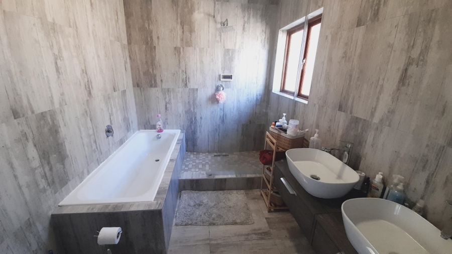 3 Bedroom Property for Sale in Xanadu Eco Park North West